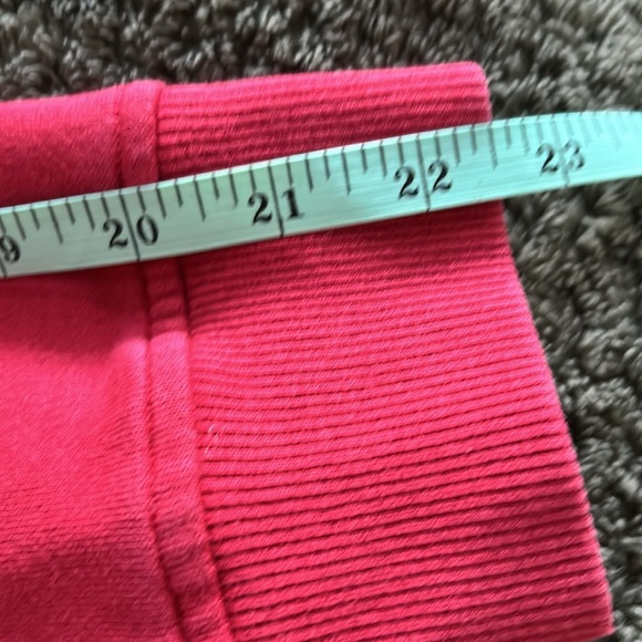 LEVI’S vintage red jersey crewneck fits unisex small - Picture 10 of 10